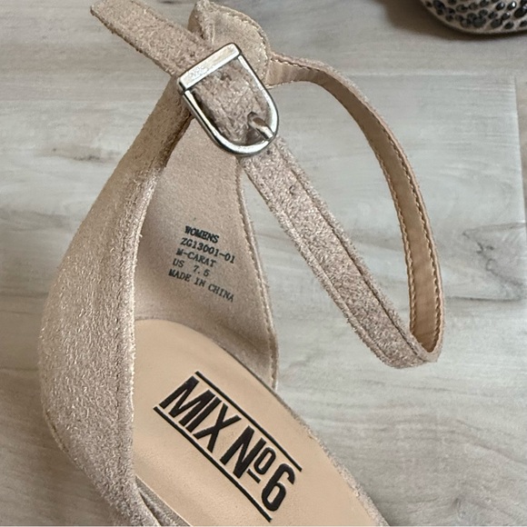 MIX NO. 6 • Stilettos - Size 7.5 - Picture 13 of 16